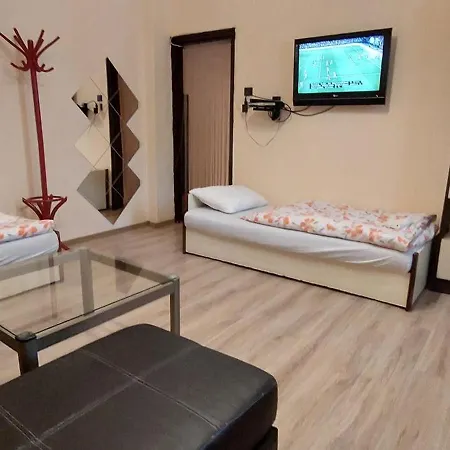 Πανσιόν Randevu *